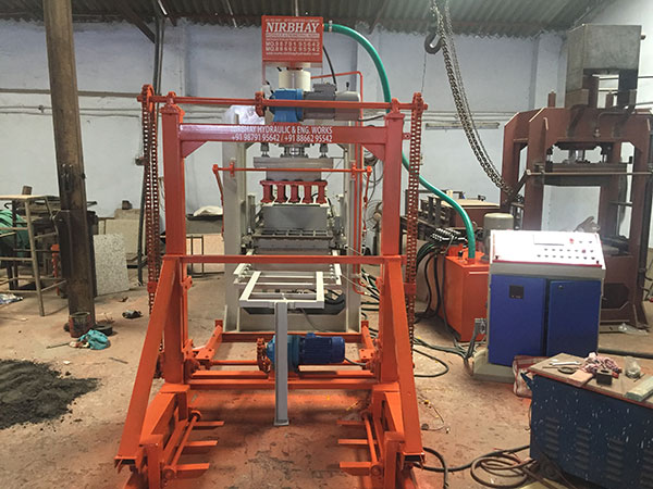 Manufacturer of Fully Automatic Fly Ash Bricks Making Machine in Morbi Gujarat India